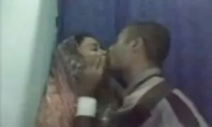 ビッグチキンは膣から噴出します エロ 動画 フェラ 痴女