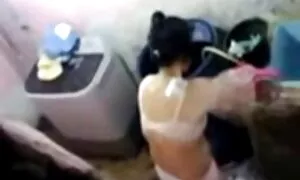 彼女のオフィスで売春婦をクソ警察官 ふぇら dmm