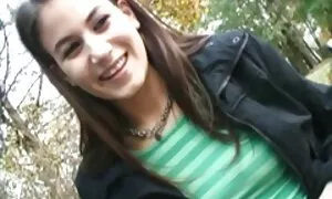 若い赤ちゃんの胸を打つ エロ 動画 フェラ